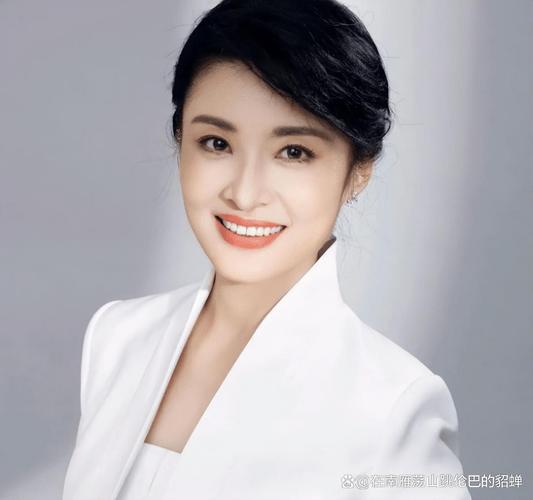 央视新闻女主持人(央视新闻女主持人名单)-第2张图片-华田资讯 央视新闻女主持人(央视新闻女主持人名单)-第2张图片-华田资讯