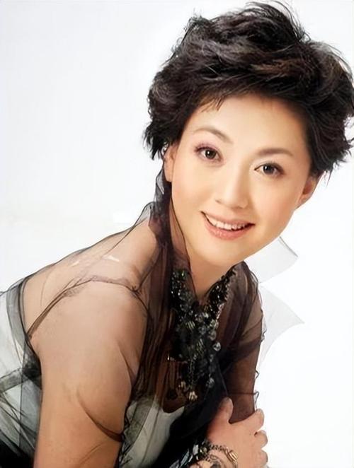 央视新闻主持人海霞 - 央视新闻主持人 海霞-第4张图片-华田资讯 央视新闻主持人海霞 - 央视新闻主持人 海霞-第4张图片-华田资讯