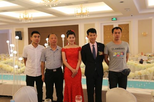 东方新闻主持人 - 东方新闻主持人李菡-第3张图片-华田资讯 东方新闻主持人 - 东方新闻主持人李菡-第3张图片-华田资讯
